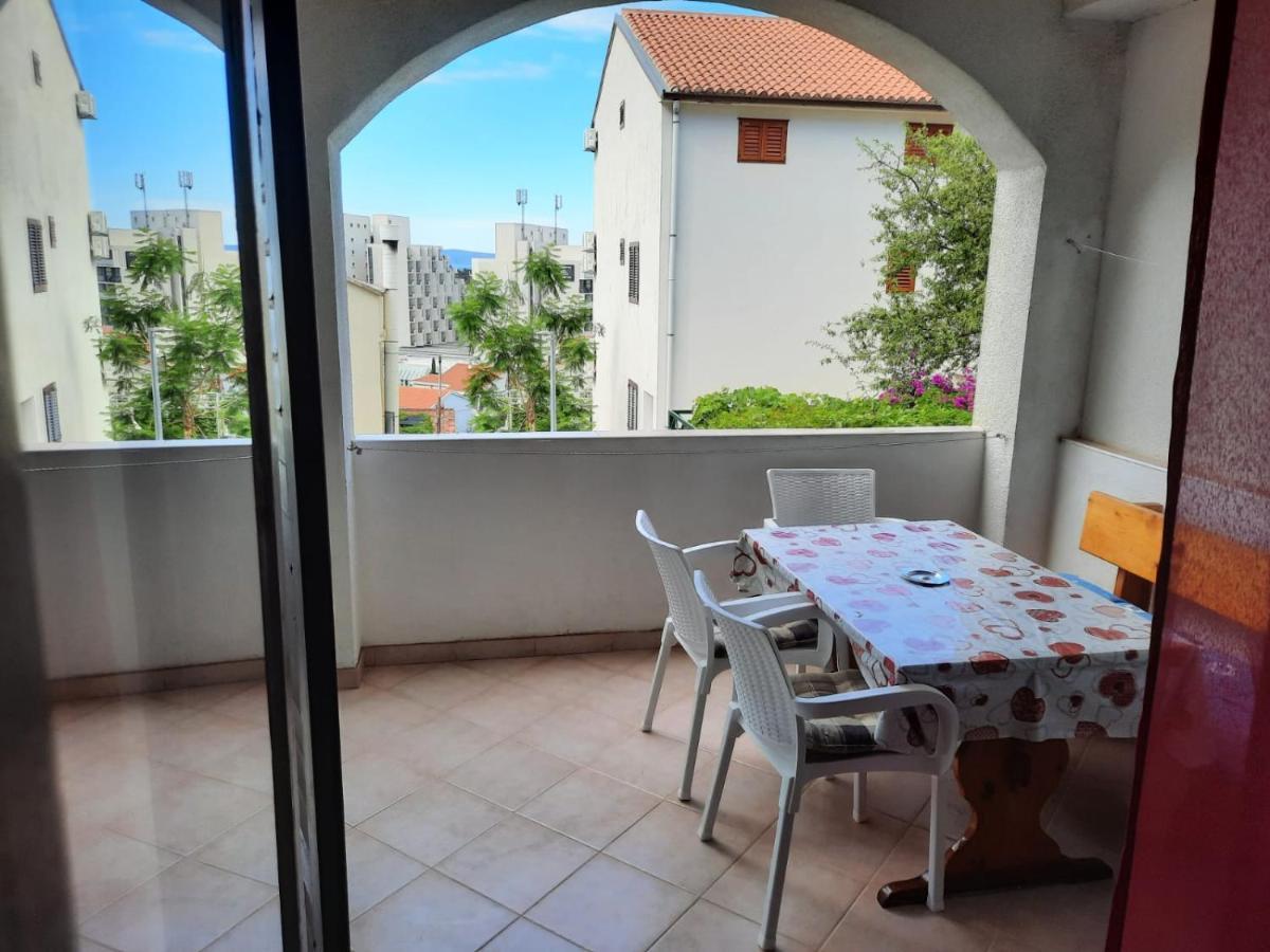 Apartmani R&B Radalj Макарська Екстер'єр фото