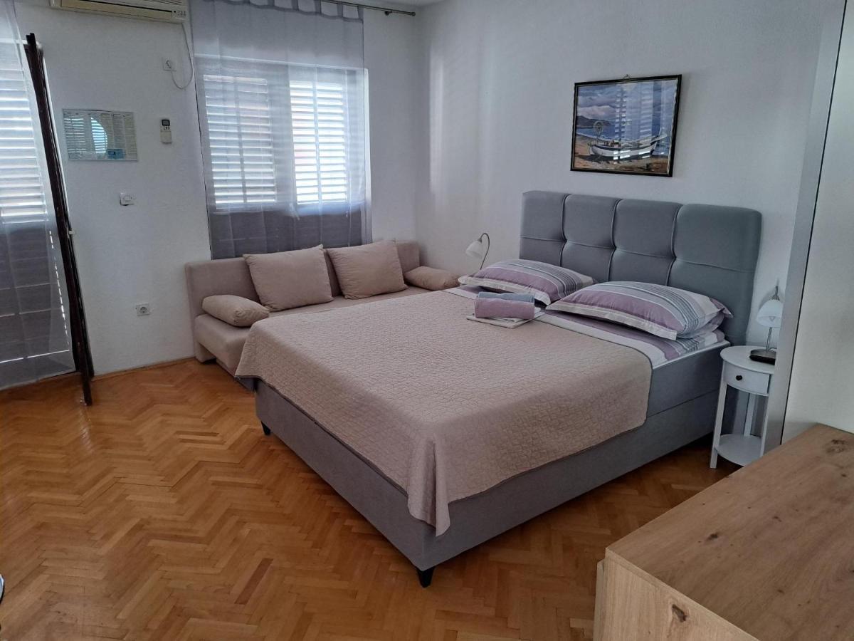 Apartmani R&B Radalj Макарська Екстер'єр фото