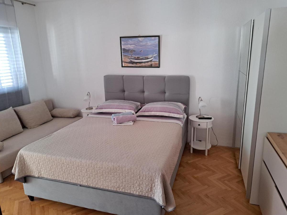 Apartmani R&B Radalj Макарська Екстер'єр фото