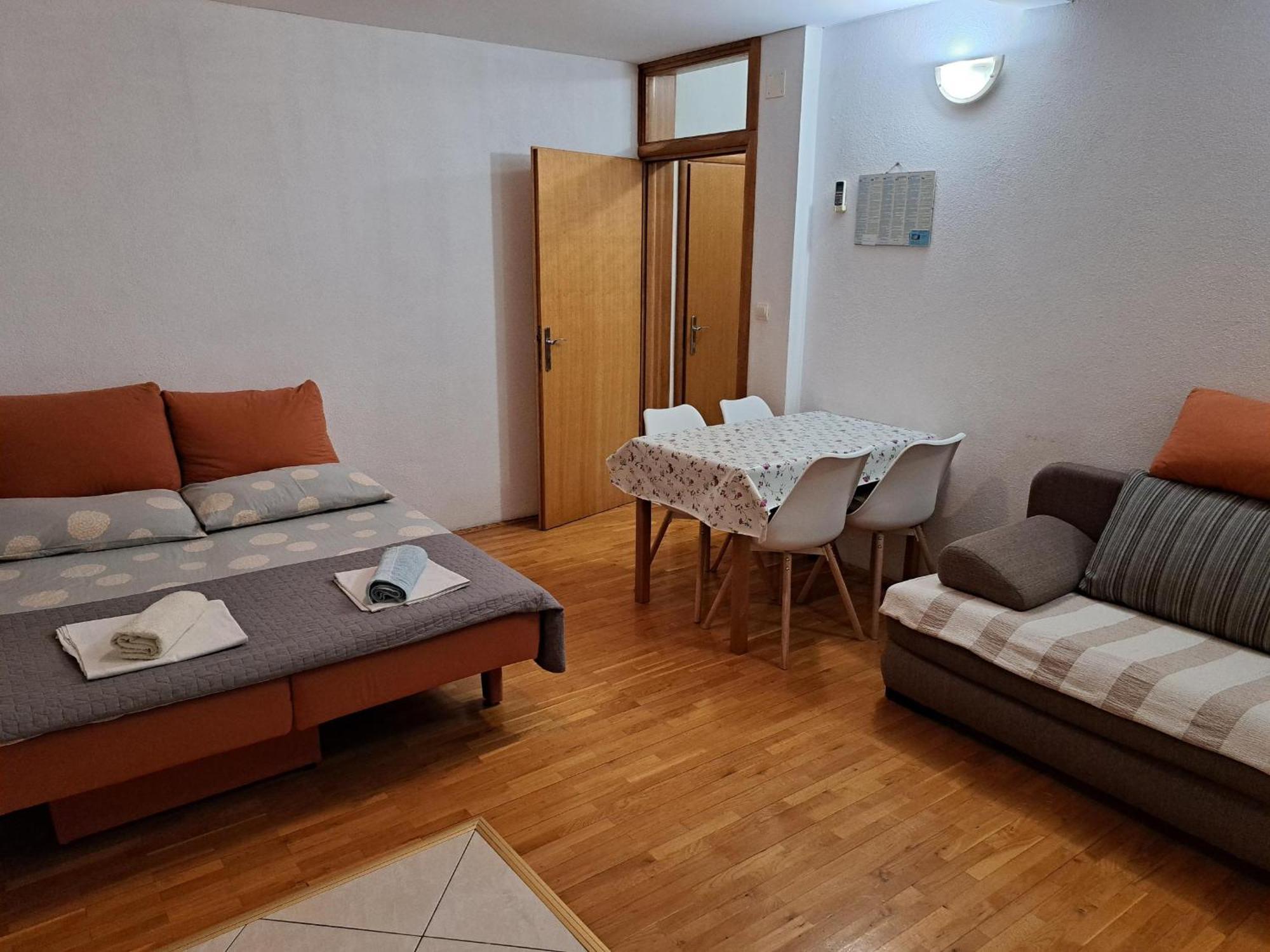 Apartmani R&B Radalj Макарська Екстер'єр фото