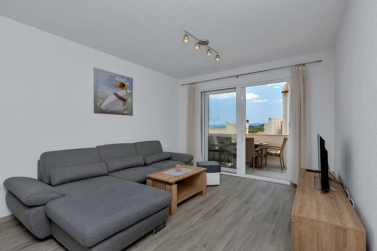 Apartmani R&B Radalj Макарська Екстер'єр фото